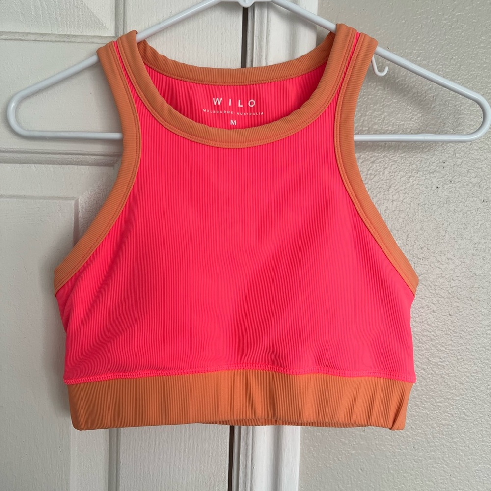 Wilo the Label Ribbed Longline Sports Bra Two-Toned Racerback Removable Pads